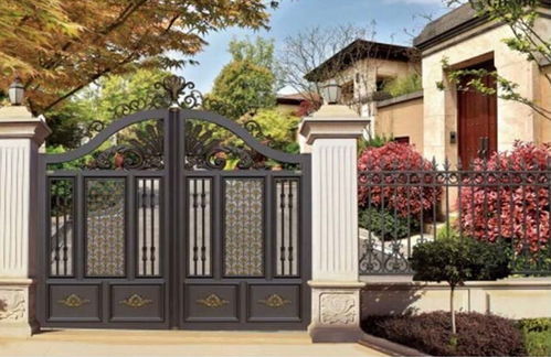 龍甲門業(yè) 精雕細(xì)琢,打造精品銅門鑄鋁門